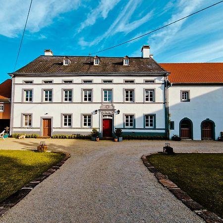 B&B Gutshaus De La Fontaine Feilsdorf Exterior foto